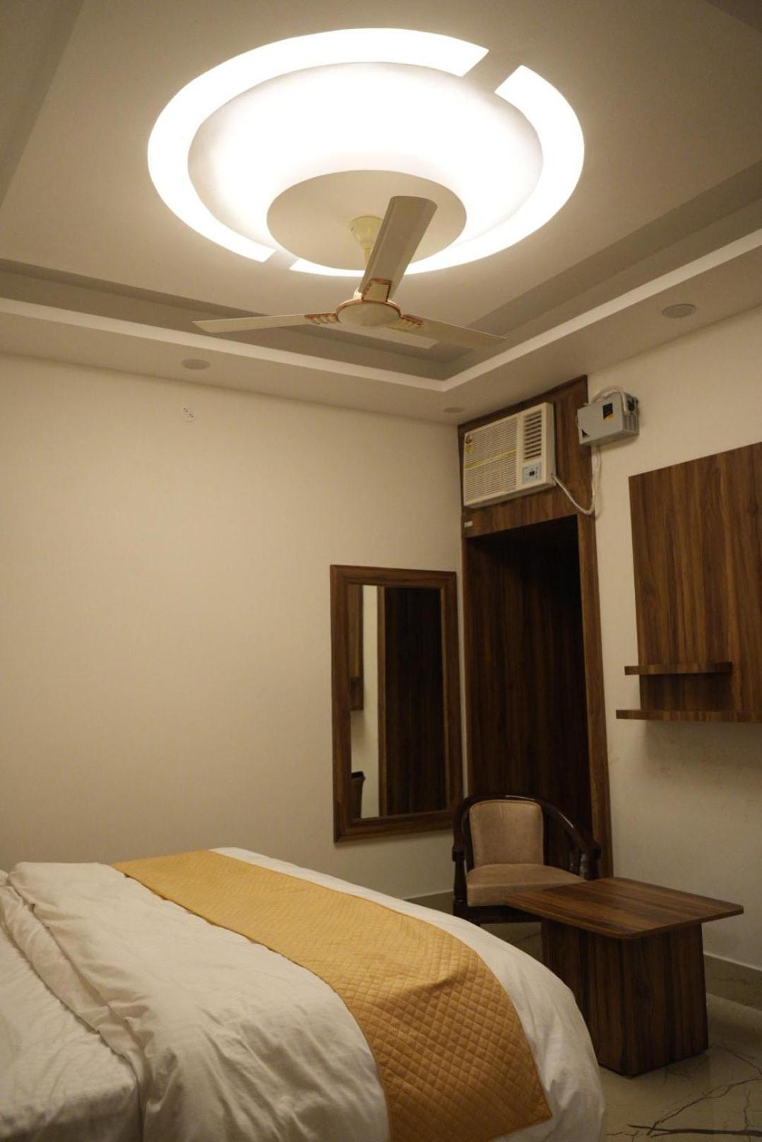 Hotel Harry Ришикеш Экстерьер фото