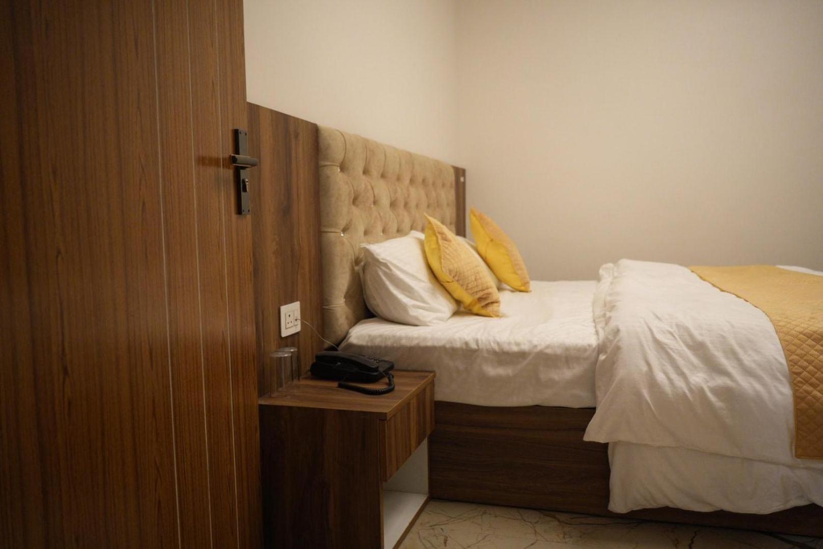 Hotel Harry Ришикеш Экстерьер фото